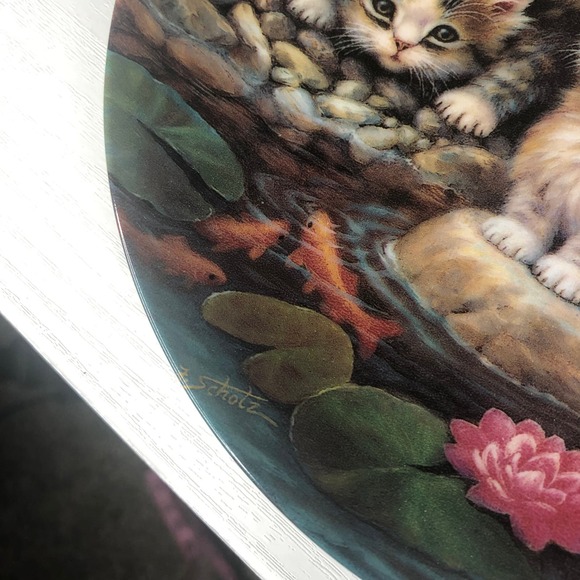 Vintage 1996 Kahla Jurgen Scholz Kitten Cat Artwork Dish Plate - Picture 5 of 11